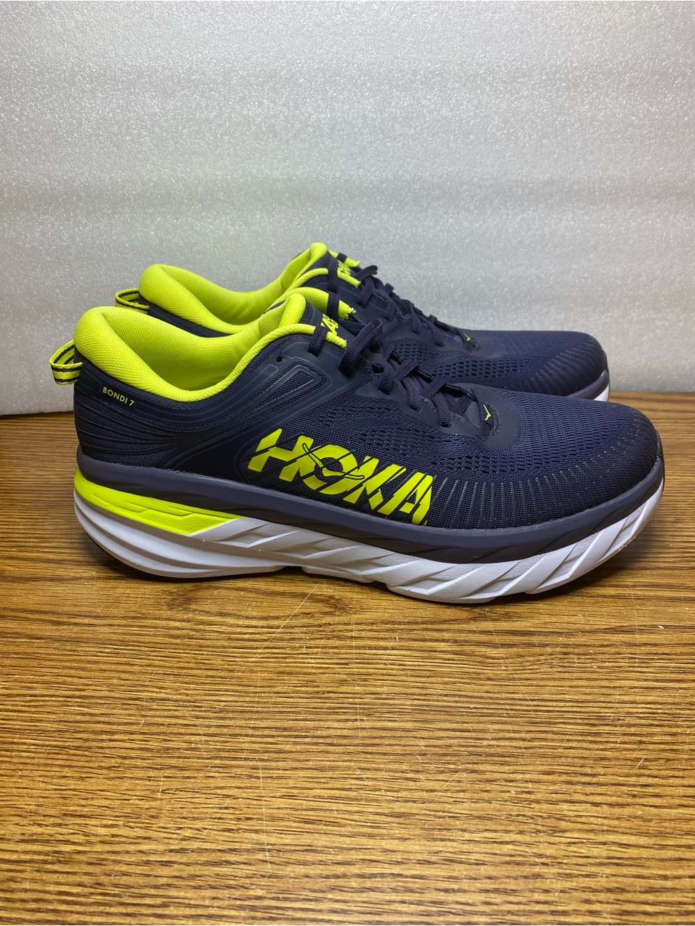 Hoka One One Bondi 7 Sneakers Mens 12.5 D Navy Green Running Shoes 1110518 OGDW